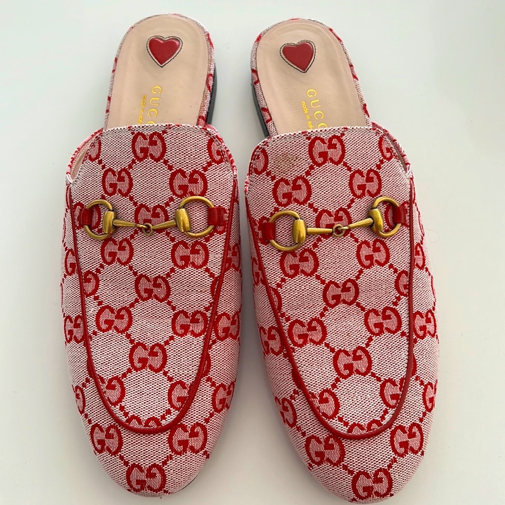 100% AUTHENTIC Gucci Princetown slippers in size 39